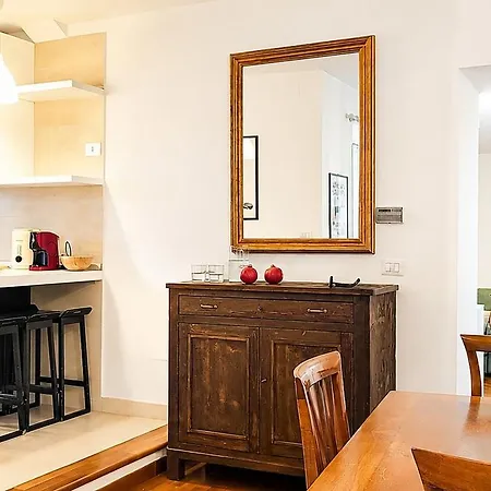 Domus Bastet, Nel Centro Storico Di Apartmán *